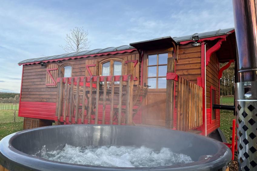 Pipowagen met jacuzzi Ardennen